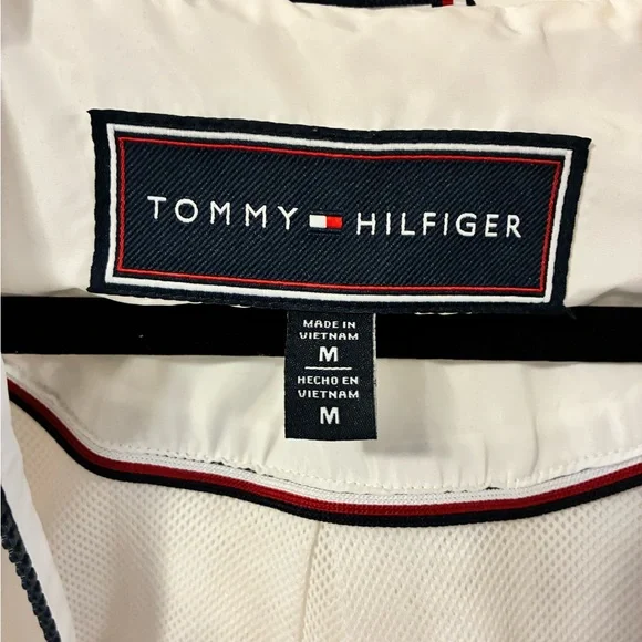 Tommy Hilfiger White Hooded Vintage Shell rain Jacket with Signature Trim - Picture 6 of 8